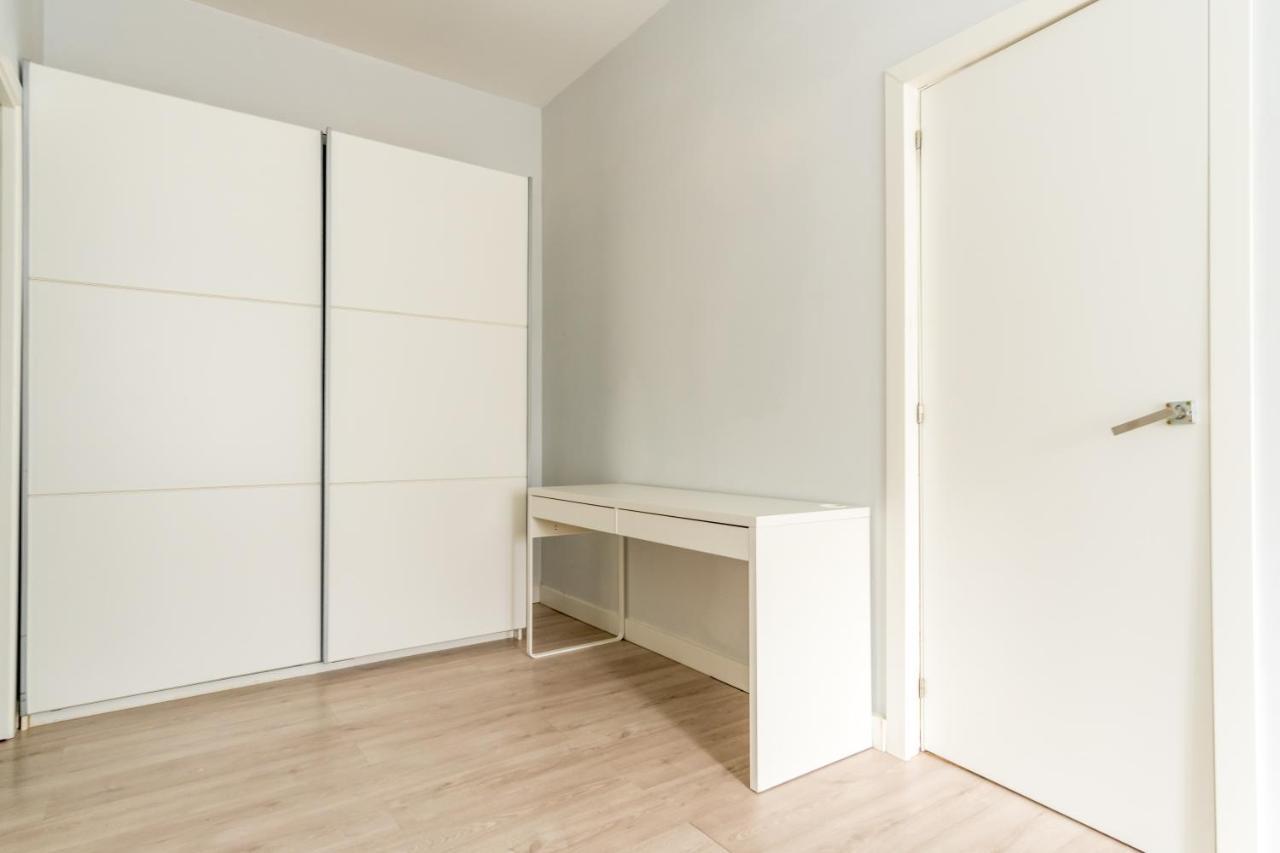 Modern Apartment-1Bedroom 1Bathroom-Tetuan Madrid Buitenkant foto